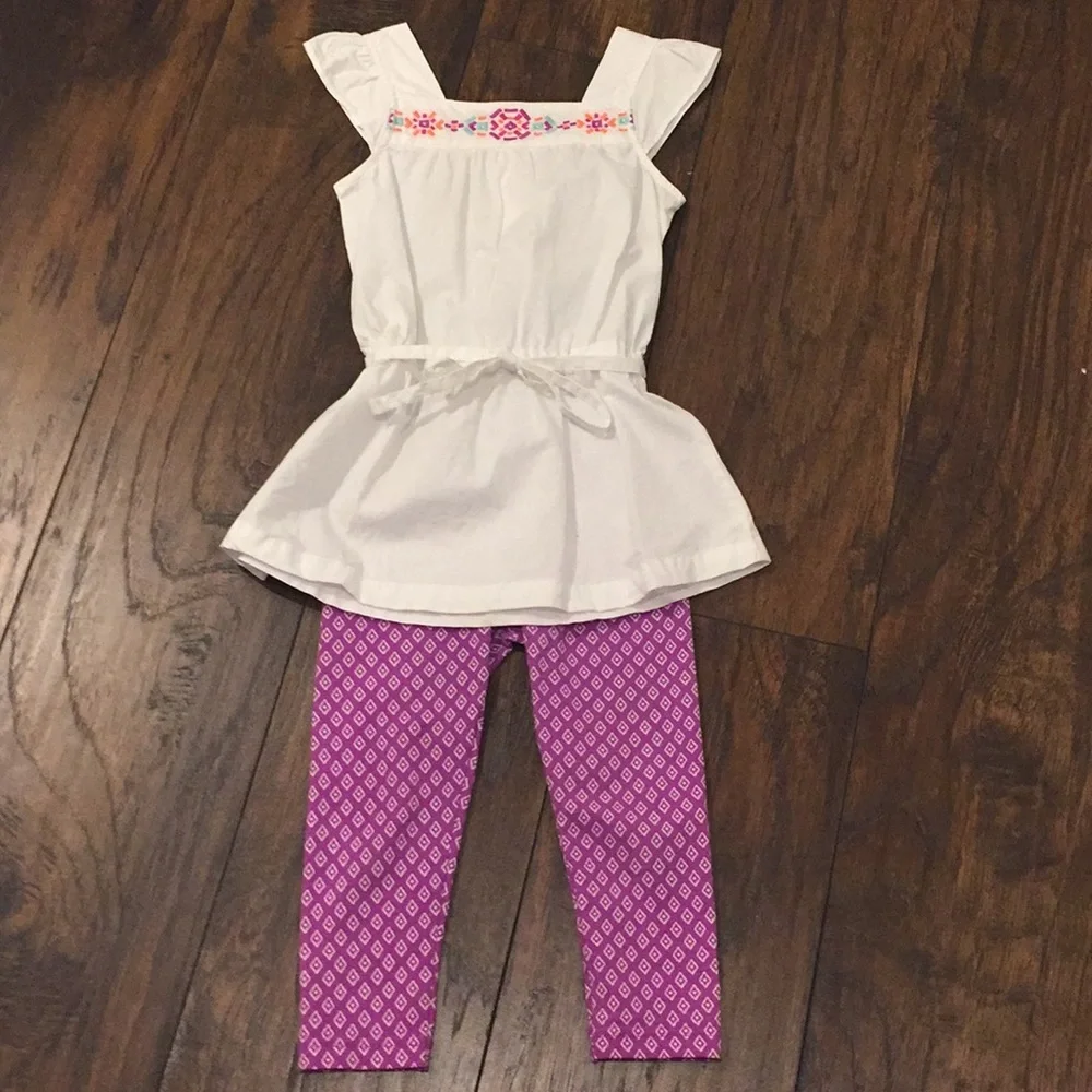 Carter’s 2 Piece Outfit